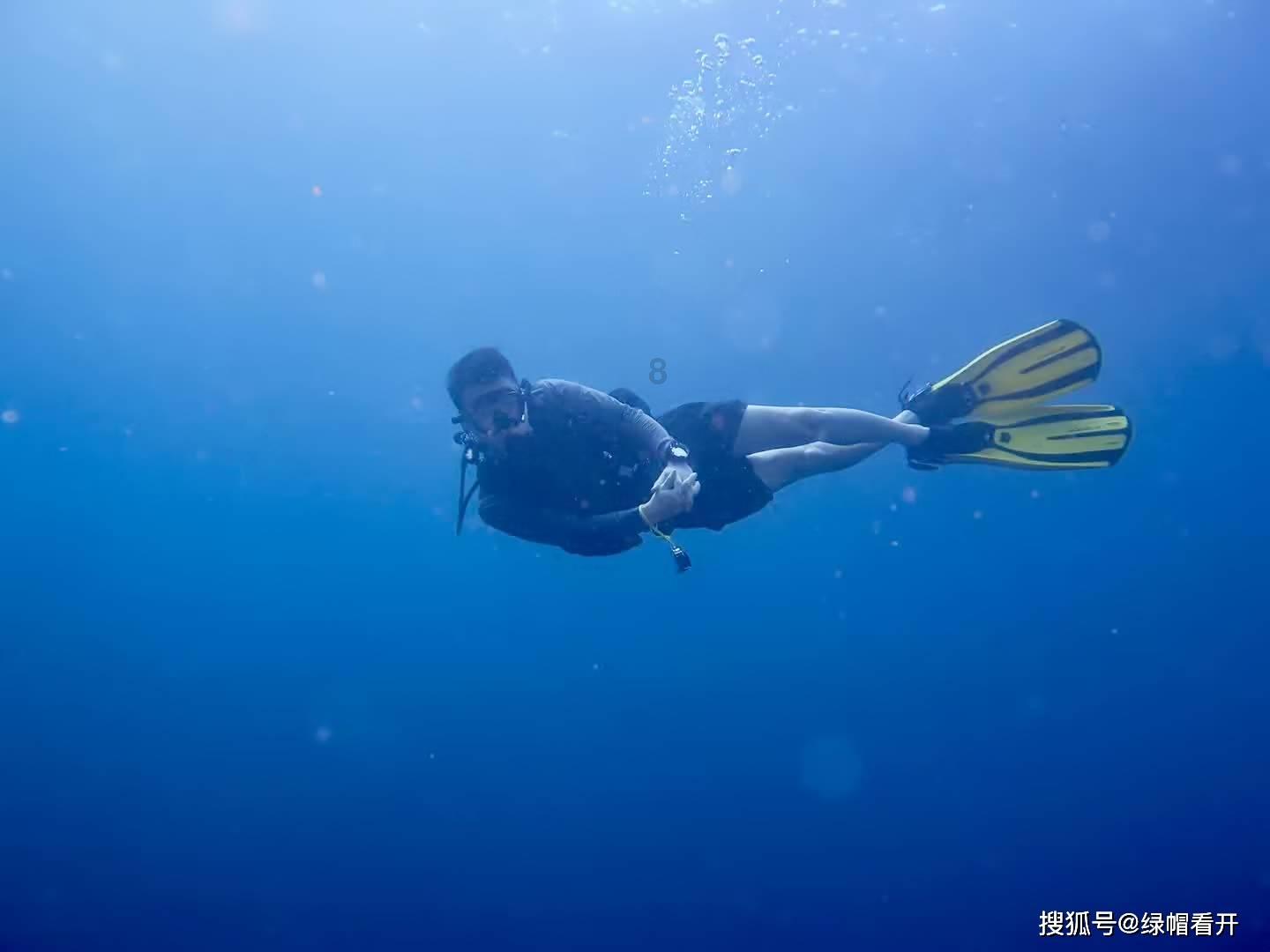 探索知识星球Talking is no need for us.语法对吗?,畅享精彩学习旅程
